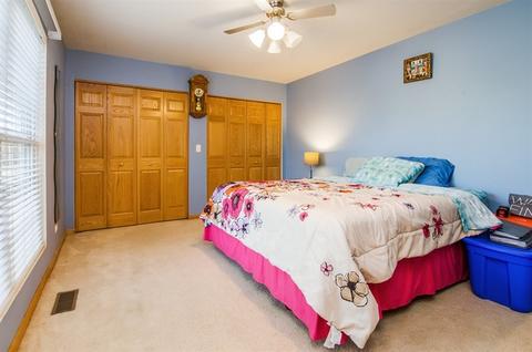 1 Echo Hill Rd, Oakwood Hills, IL 60013 photo 9