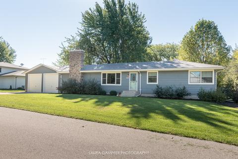 908 Willow St, Maple Park, IL 60151 photo 1