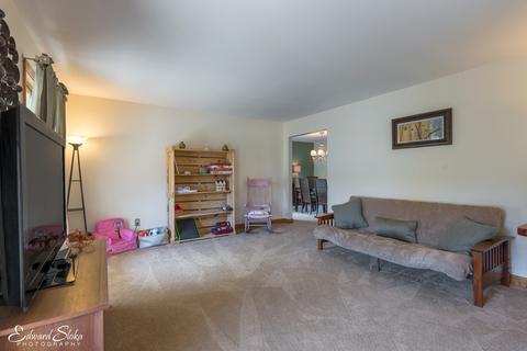 3304 W Bretons Dr, Mchenry, IL 60050 photo 11