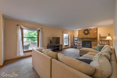 3304 W Bretons Dr, Mchenry, IL 60050 photo 8