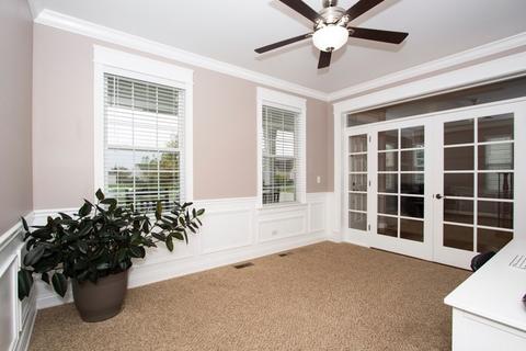 1715 Cashel Ln, Mchenry, IL 60050 photo 2