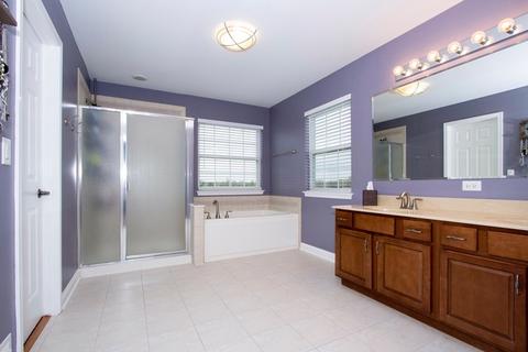 1715 Cashel Ln, Mchenry, IL 60050 photo 26