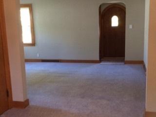 814 Cedar Ave, Elgin, IL 60120 photo 4