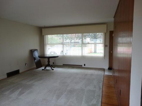 1030 E 8th St, Lockport, IL 60441 photo 5
