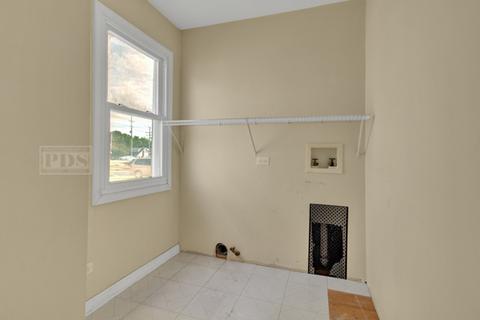 334 E Wesley St, Wheaton, IL 60187 photo 15