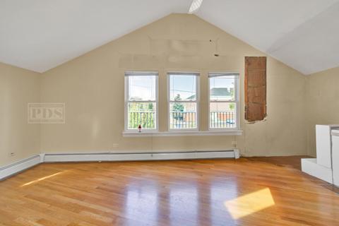 334 E Wesley St, Wheaton, IL 60187 photo 21