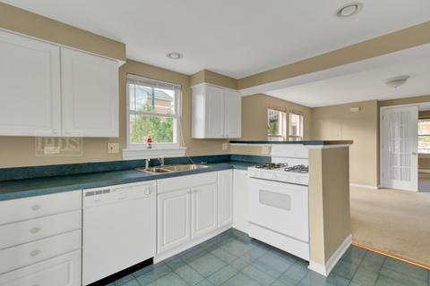 334 E Wesley St, Wheaton, IL 60187 photo 11