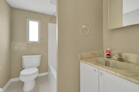 334 E Wesley St, Wheaton, IL 60187 photo 14