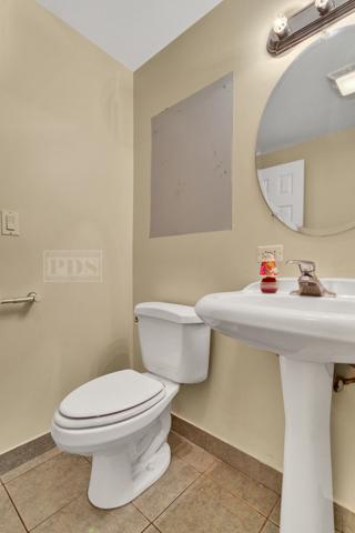 334 E Wesley St, Wheaton, IL 60187 photo 30