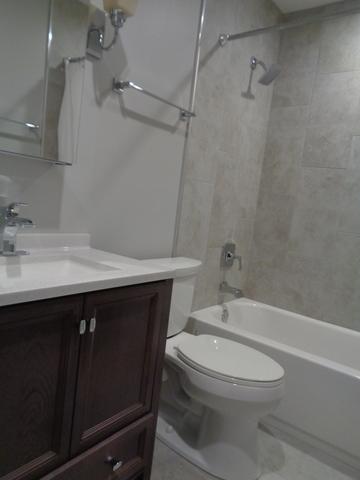 1271 Darlington Ct, Hoffman Estates, IL 60169 photo 14
