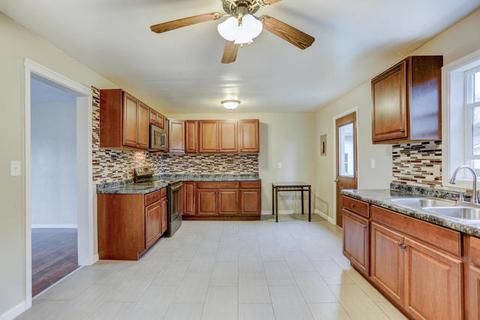 1913 Roberta Ln, Champaign, IL 61821 photo 10