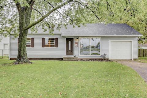 1913 Roberta Ln, Champaign, IL 61821 photo 1