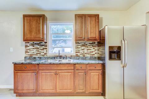 1913 Roberta Ln, Champaign, IL 61821 photo 8