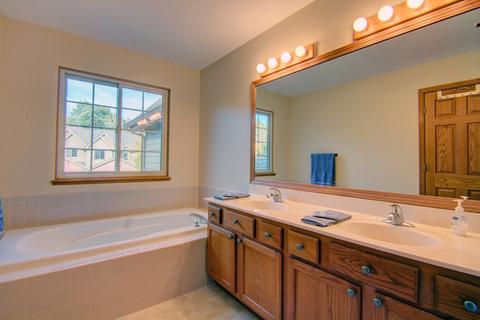 2003 Jeffrey Ln, Elgin, IL 60123 photo 13