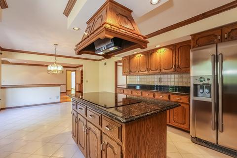 7 Cove Ct, Burr Ridge, IL 60527 photo 16