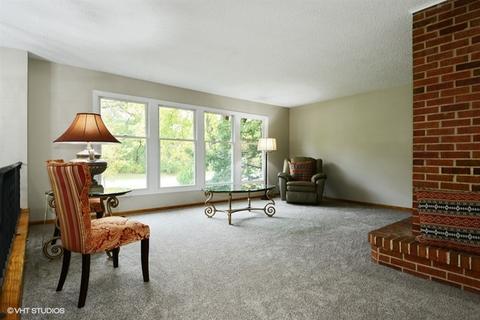29 W435 W Schick Rd, Bartlett, IL 60103 photo 9