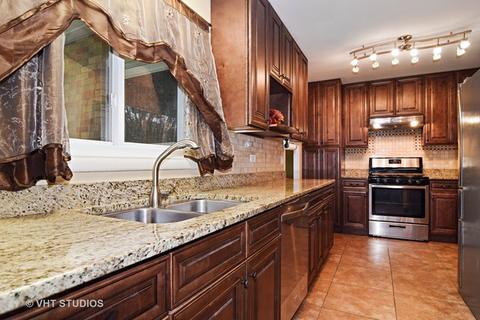 1675 Bedford Rd, Hoffman Estates, IL 60169 photo 5