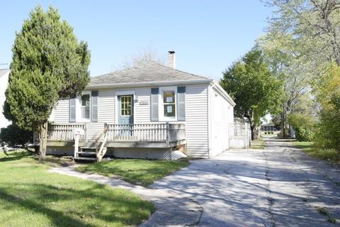 3827 Sangamon St, Steger, IL 60475 photo 1