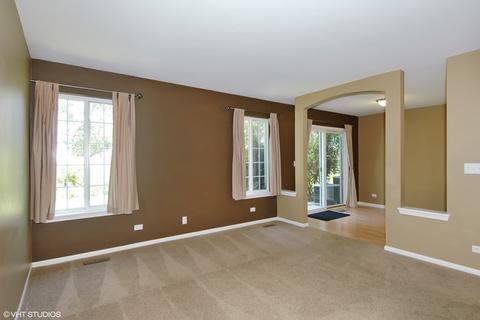 11004 Cape Cod Ln, Huntley, IL 60142 photo 2