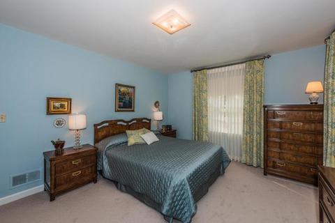 1650 E Chicago St, Elgin, IL 60120 photo 25