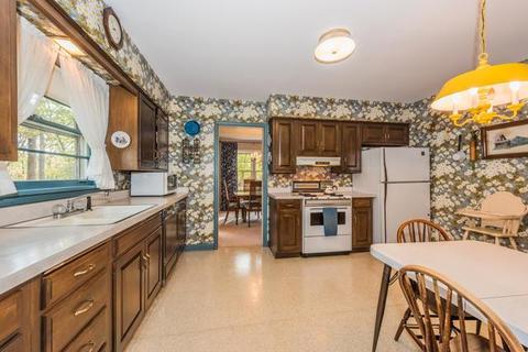 1650 E Chicago St, Elgin, IL 60120 photo 20