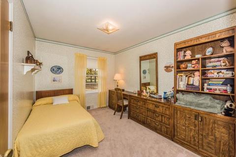 1650 E Chicago St, Elgin, IL 60120 photo 24