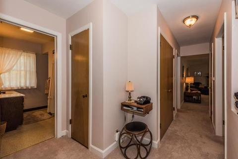 1650 E Chicago St, Elgin, IL 60120 photo 29