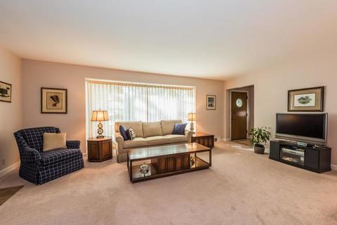 1650 E Chicago St, Elgin, IL 60120 photo 14