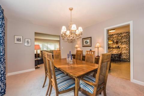 1650 E Chicago St, Elgin, IL 60120 photo 16