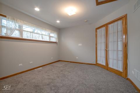 521 W Center St, Itasca, IL 60143 photo 9