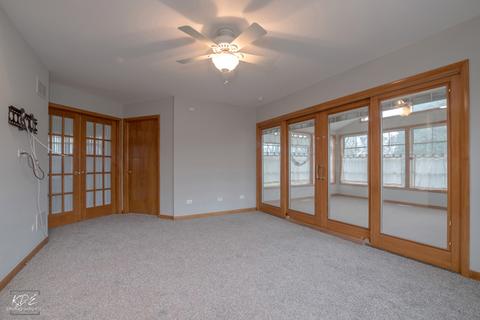 521 W Center St, Itasca, IL 60143 photo 8
