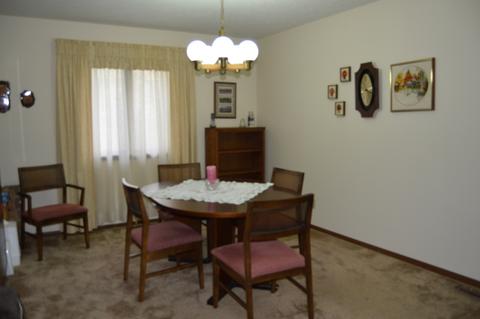 604 Briar Ln, Morris, IL 60450 photo 4