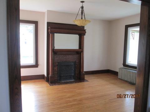 91 S Jackson St, Elgin, IL 60123 photo 10