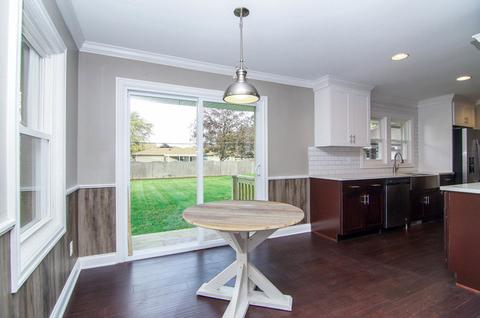 1034 E 8th St, Lockport, IL 60441 photo 9