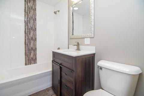 1034 E 8th St, Lockport, IL 60441 photo 15