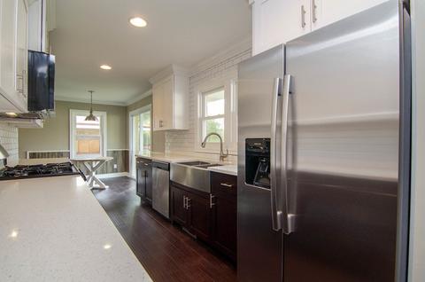 1034 E 8th St, Lockport, IL 60441 photo 6