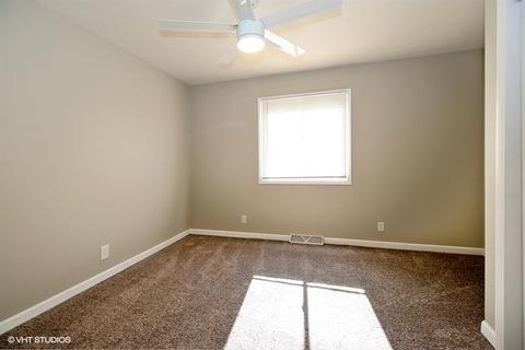 258 Circlegate Rd, New Lenox, IL 60451 photo 15