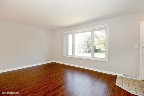 258 Circlegate Rd, New Lenox, IL 60451 photo 3