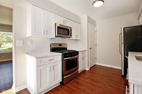 258 Circlegate Rd, New Lenox, IL 60451 photo 7