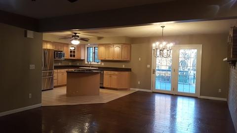 7 Dover Dr, Spring Valley, IL 61362 photo 3