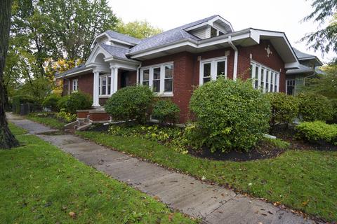 7601 Vine St, River Forest, IL 60305 photo 2