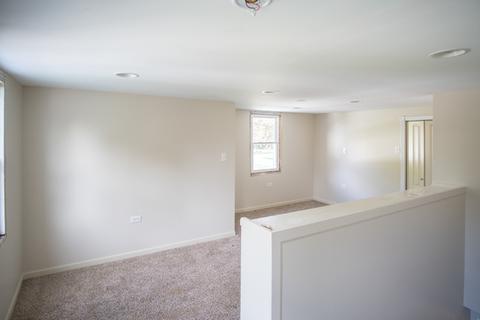 314 Maple Ln, Hillside, IL 60162 photo 5