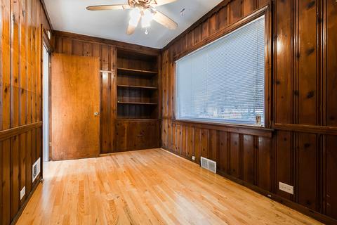8101 S Eberhart Ave, Chicago, IL 60619 photo 12