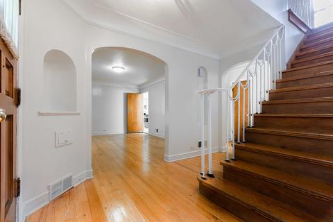 8101 S Eberhart Ave, Chicago, IL 60619 photo 4