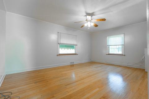 8101 S Eberhart Ave, Chicago, IL 60619 photo 20