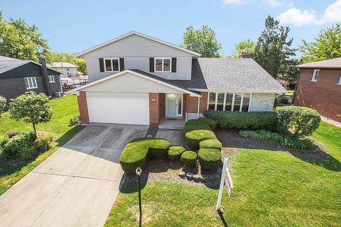 15301 Walnut Rd, Oak Forest, IL 60452 photo 1