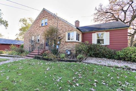 710 Center St, Mchenry, IL 60050 photo 2
