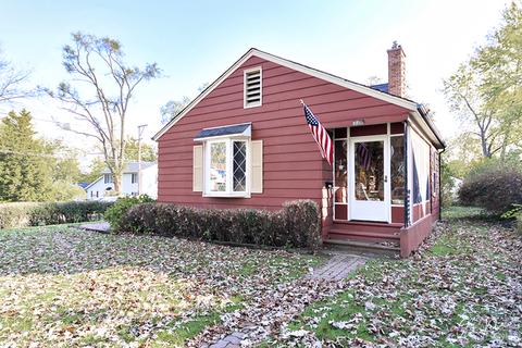 710 Center St, Mchenry, IL 60050 photo 1