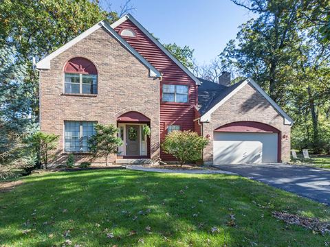 715 Red Bud Ct, Bartlett, IL 60103 photo 1