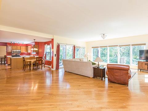715 Red Bud Ct, Bartlett, IL 60103 photo 9